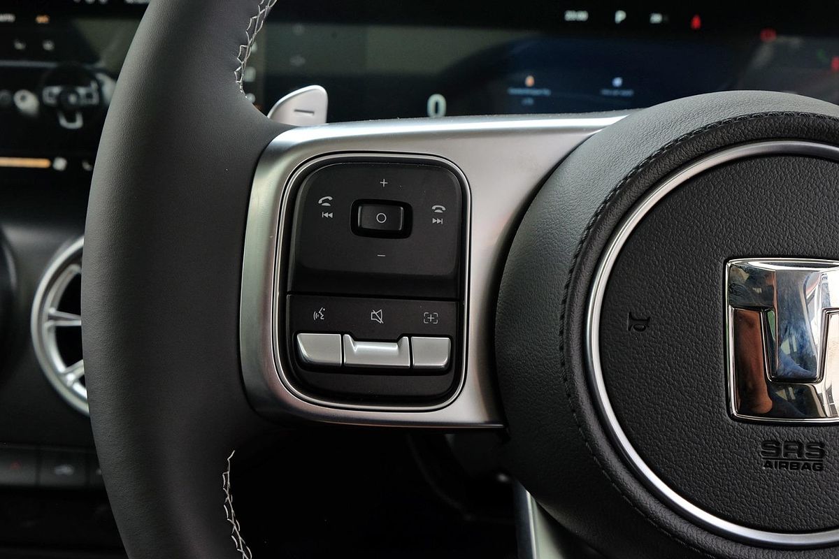 2025 GWM Tank 300 Ultra P01