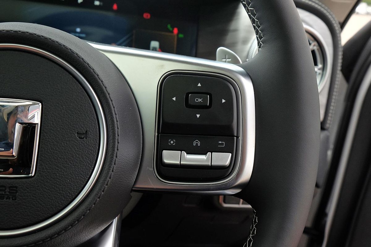 2025 GWM Tank 300 Ultra P01