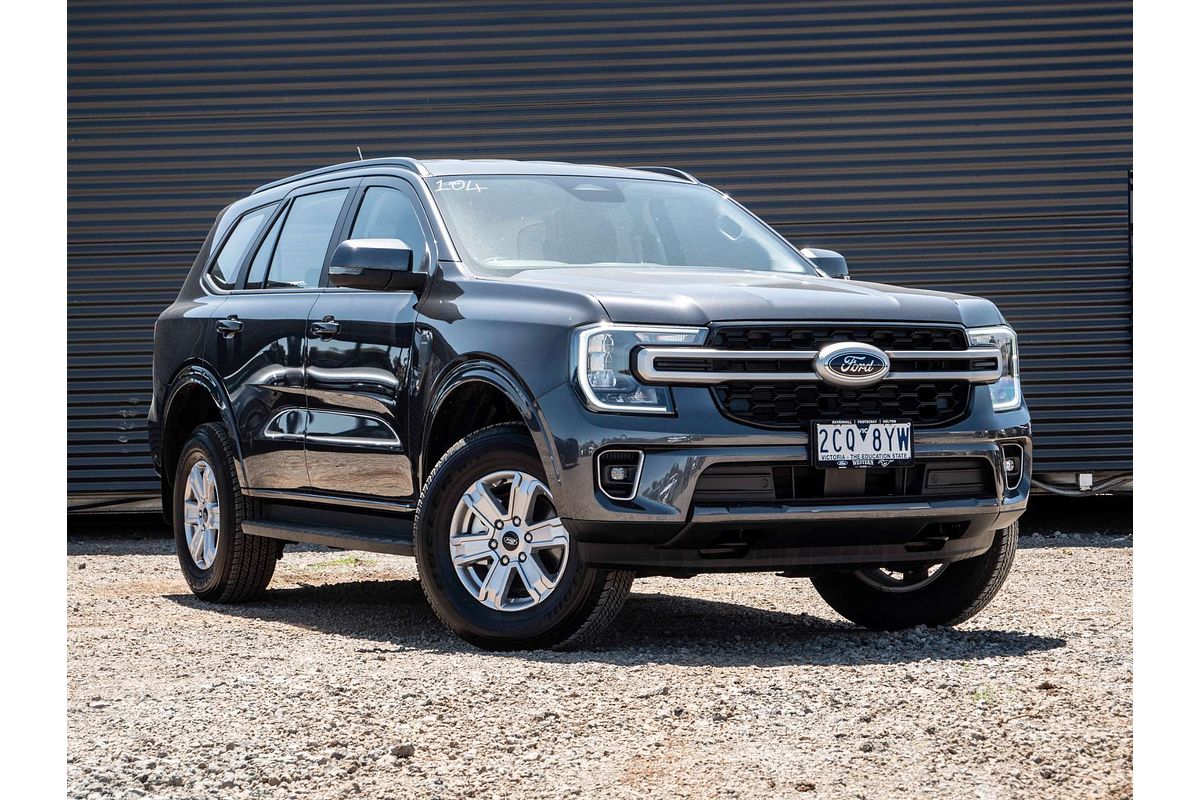 2025 Ford Everest Ambiente 2.0L