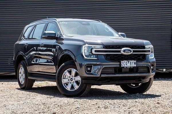 2025 Ford Everest Ambiente 2.0L
