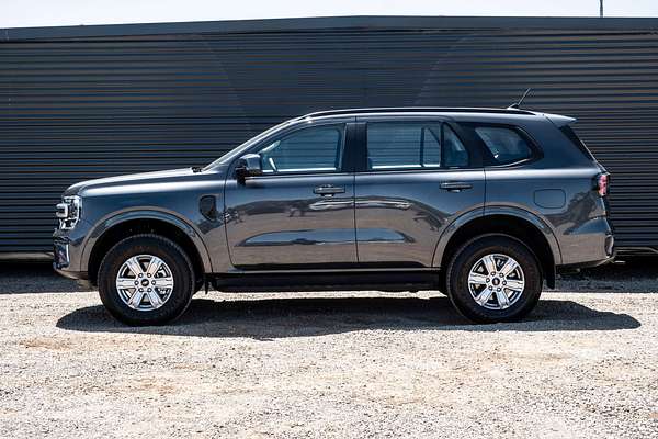 2025 Ford Everest Ambiente 2.0L