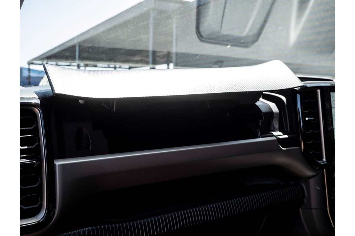 2025 Ford Everest Ambiente 2.0L