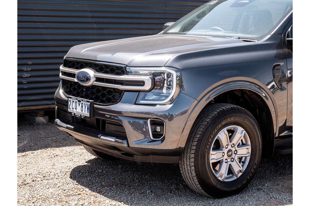 2025 Ford Everest Ambiente 2.0L