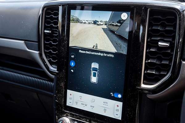 2025 Ford Everest Ambiente 2.0L