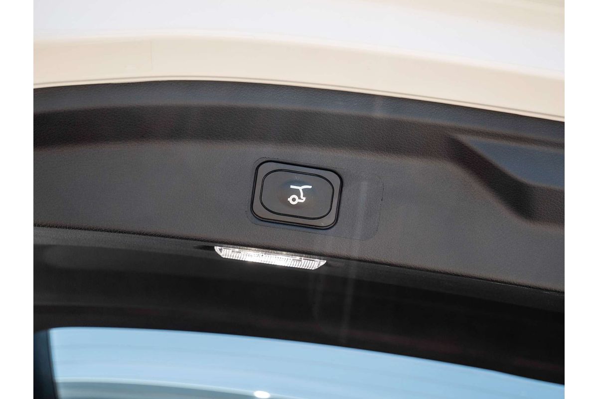 2025 Ford Everest Trend 2.0L