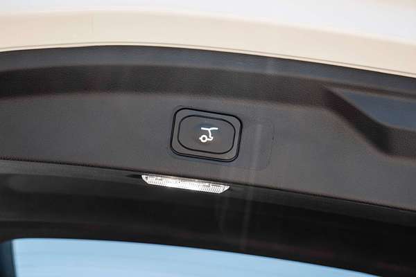 2025 Ford Everest Trend 2.0L