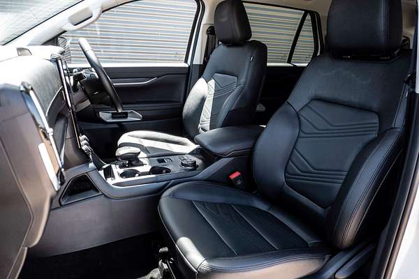 2025 Ford Everest Trend 2.0L