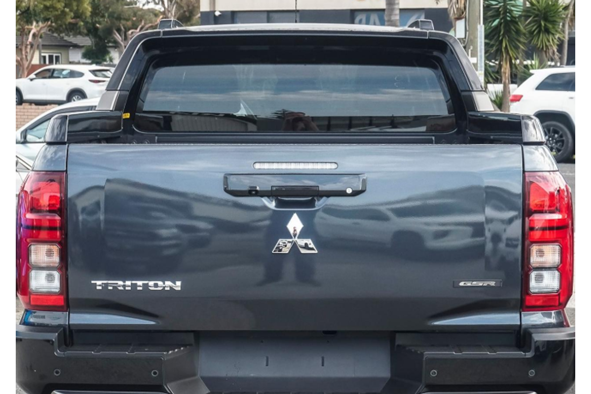 2025 Mitsubishi Triton GSR MV 4X4