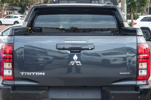 2025 Mitsubishi Triton GSR MV 4X4