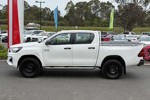 2018 Toyota Hilux SR GUN126R 4X4