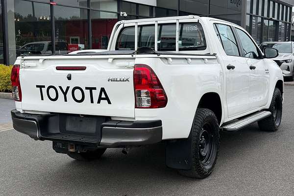 2018 Toyota Hilux SR GUN126R 4X4