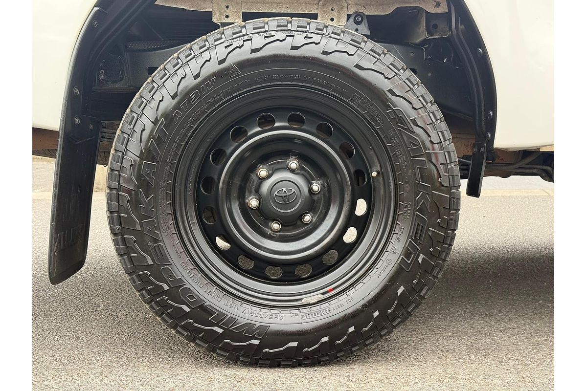 2018 Toyota Hilux SR GUN126R 4X4