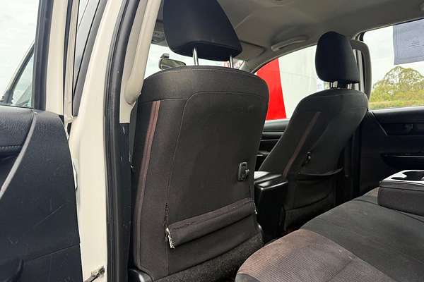 2018 Toyota Hilux SR GUN126R 4X4