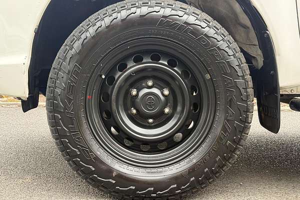 2018 Toyota Hilux SR GUN126R 4X4