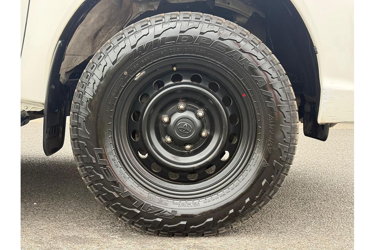 2018 Toyota Hilux SR GUN126R 4X4