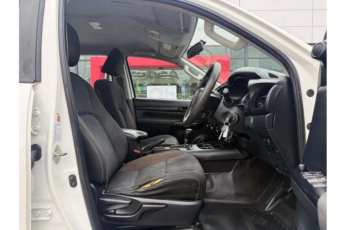 2018 Toyota Hilux SR GUN126R 4X4