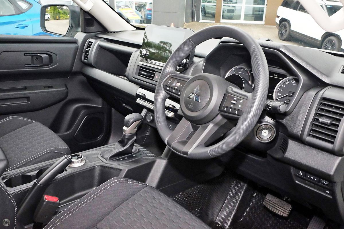 2025 Mitsubishi Triton GLX+ MV 4X4