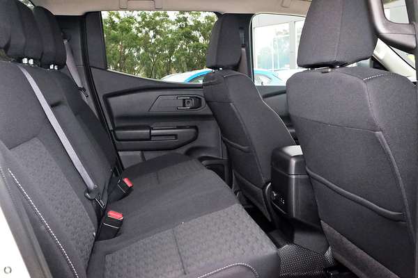 2025 Mitsubishi Triton GLX+ MV 4X4