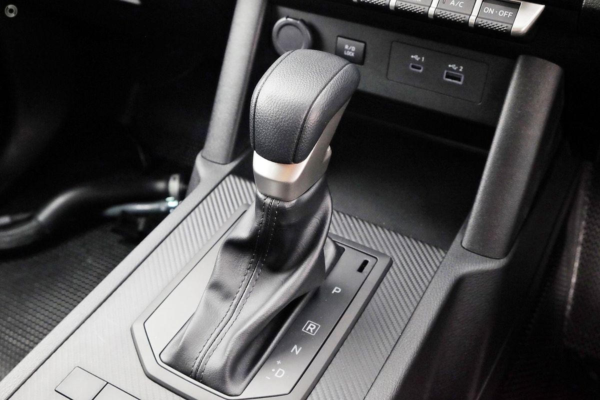 2025 Mitsubishi Triton GLX+ MV 4X4