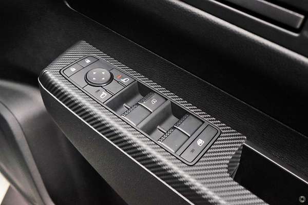 2025 Mitsubishi Triton GLX+ MV 4X4