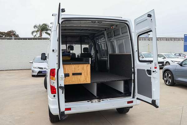 2023 LDV V80 LWB Mid Roof
