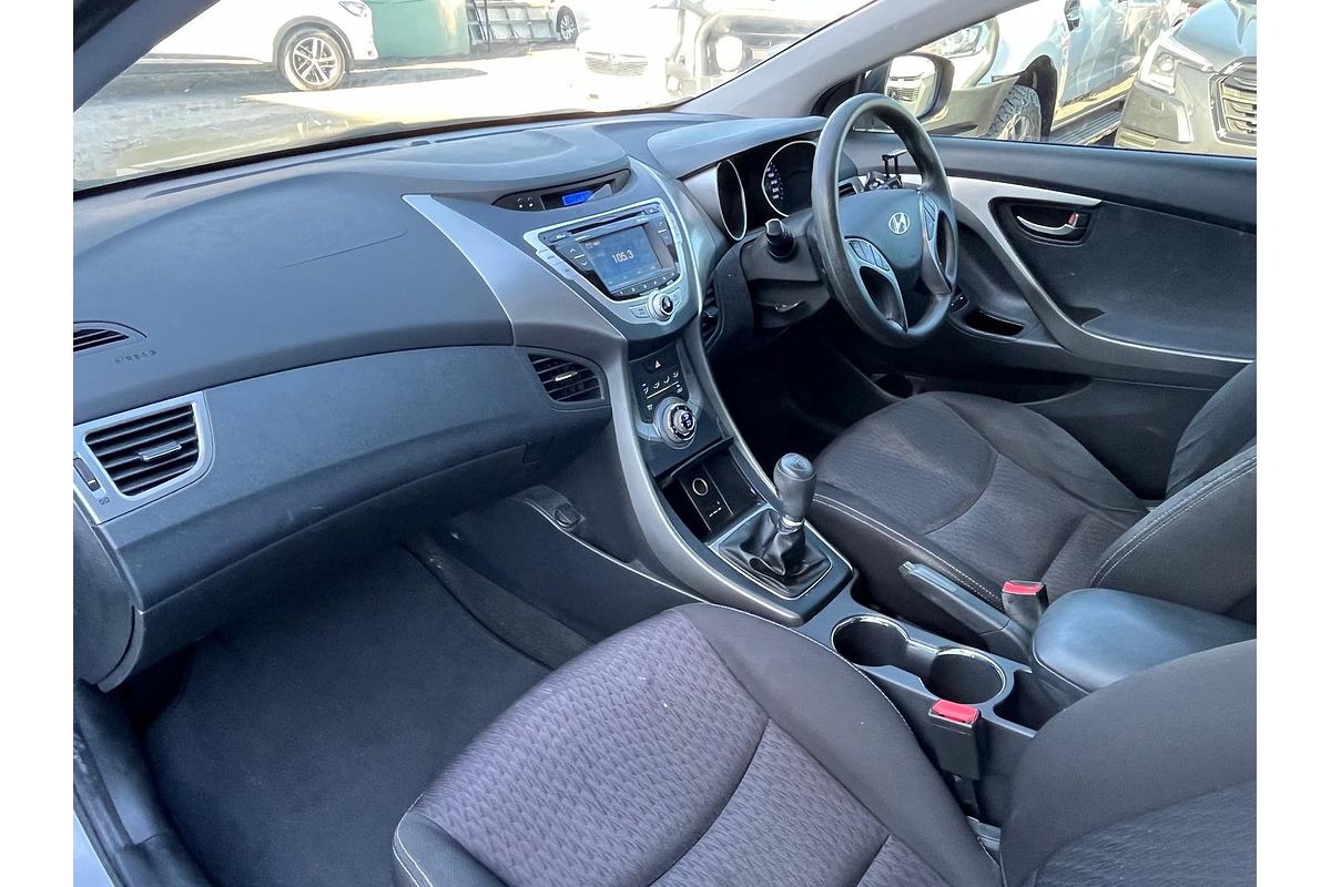 2013 Hyundai Elantra Active MD2