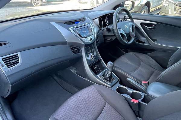 2013 Hyundai Elantra Active MD2