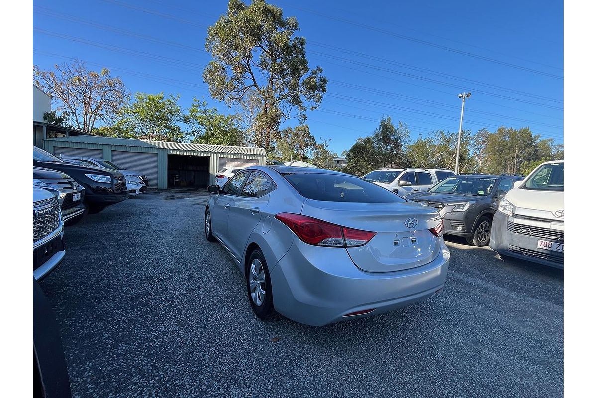 2013 Hyundai Elantra Active MD2
