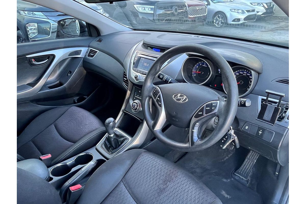 2013 Hyundai Elantra Active MD2