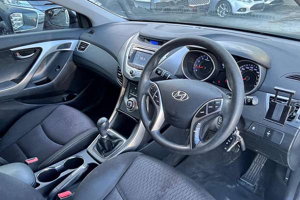 2013 Hyundai Elantra Active MD2