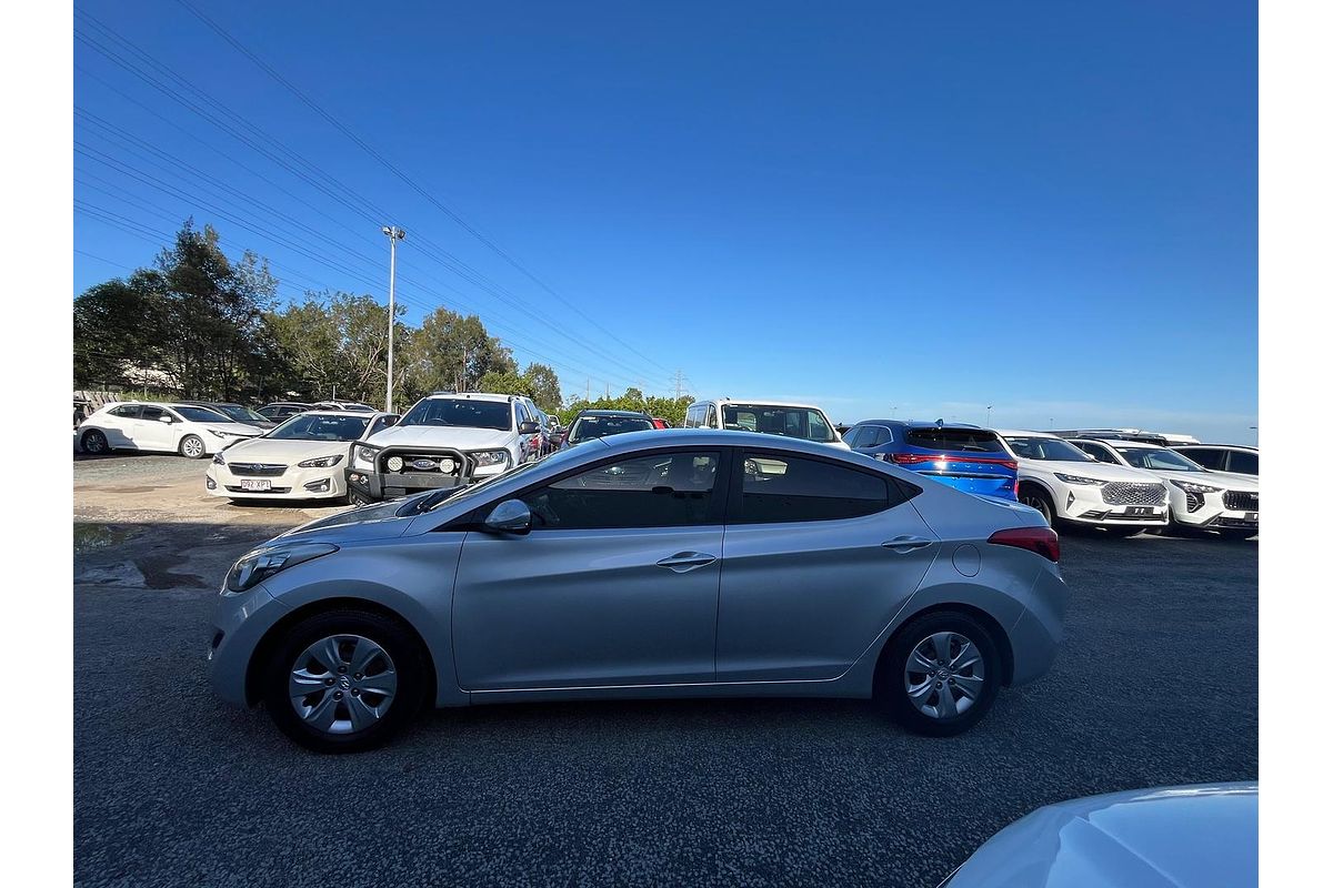 2013 Hyundai Elantra Active MD2
