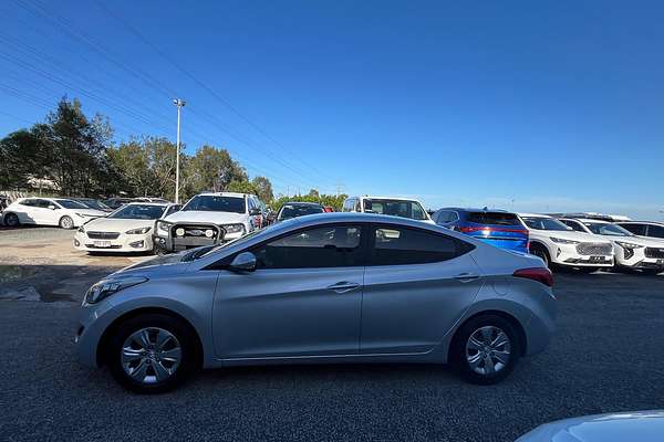 2013 Hyundai Elantra Active MD2