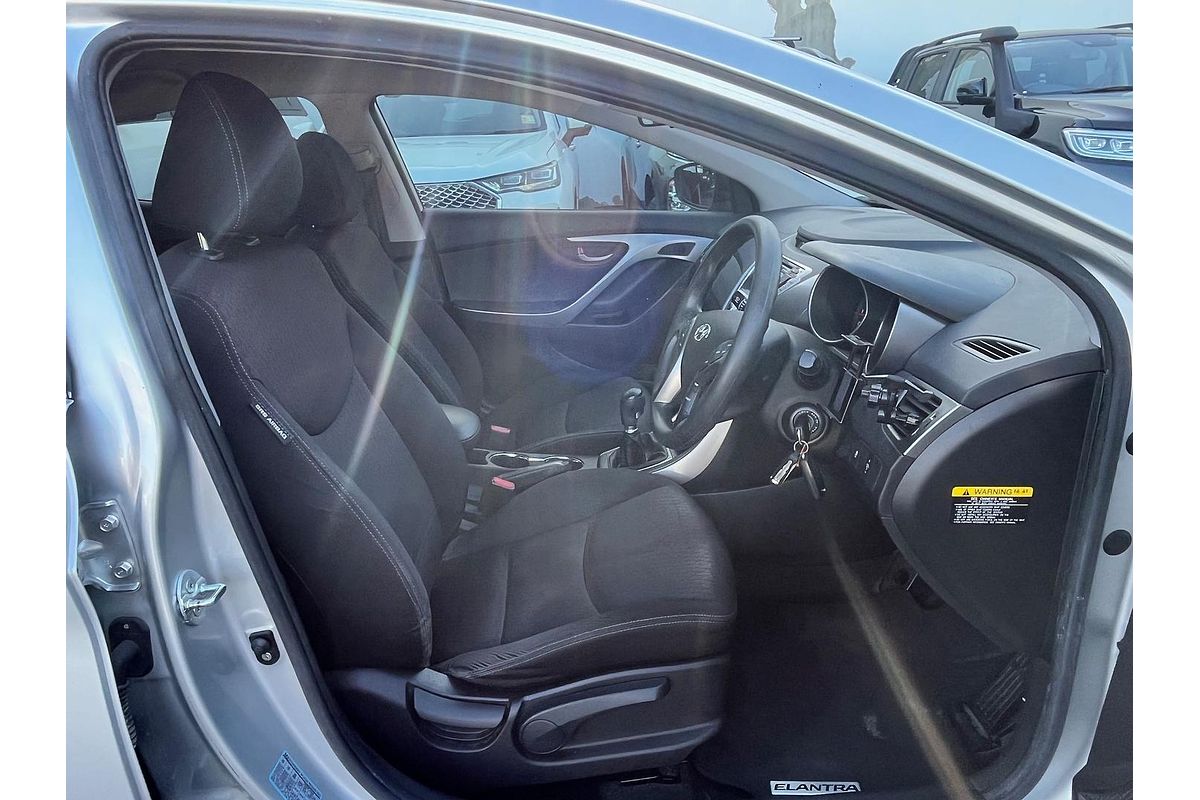 2013 Hyundai Elantra Active MD2