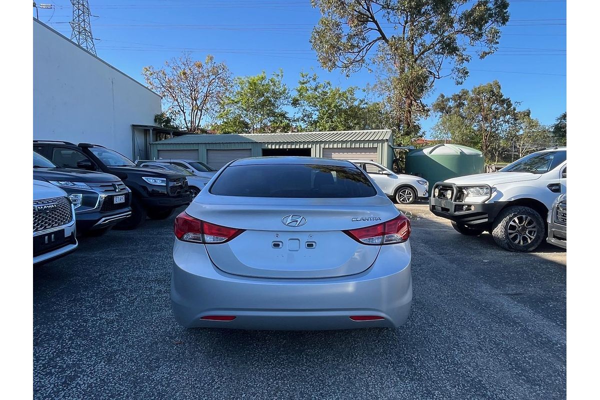 2013 Hyundai Elantra Active MD2