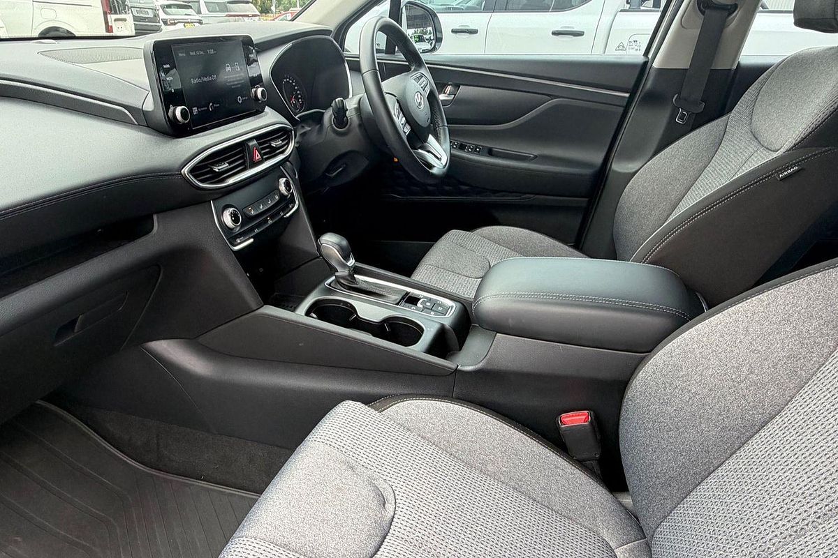 2022 Hyundai Santa Fe Active TM.V4