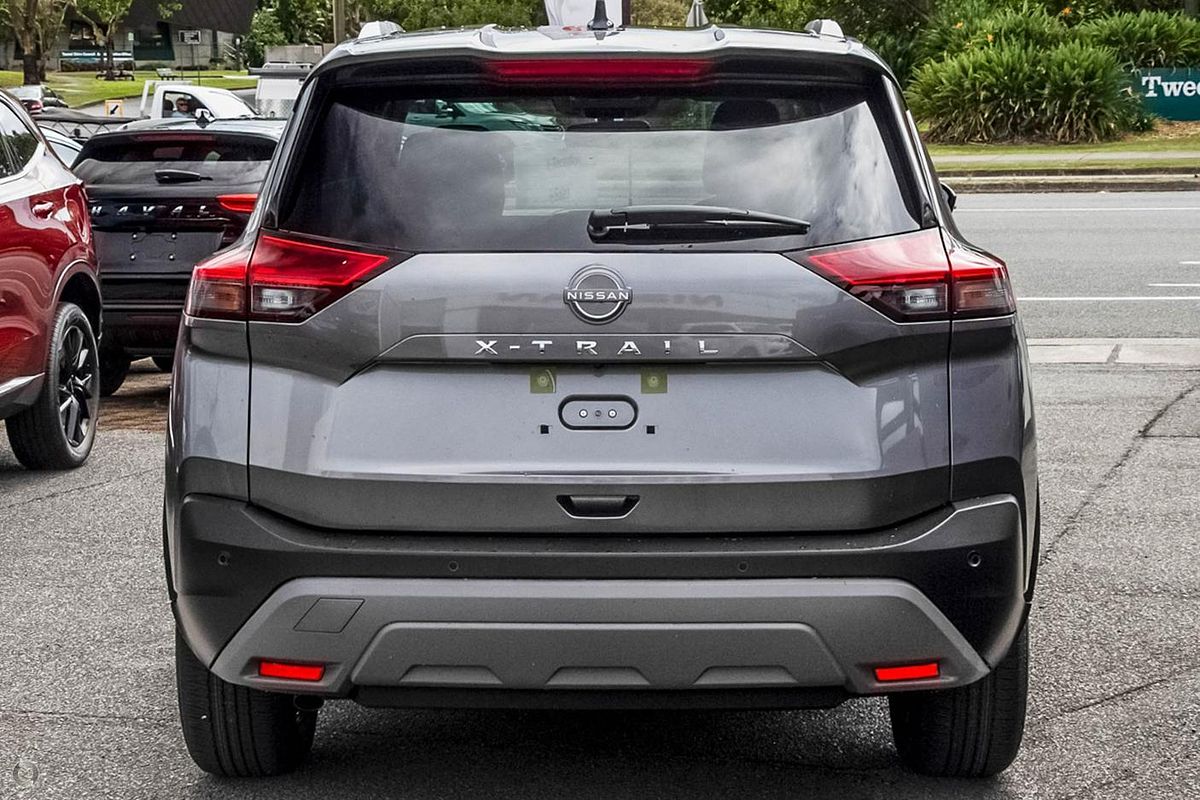 2025 Nissan X-TRAIL ST-L T33