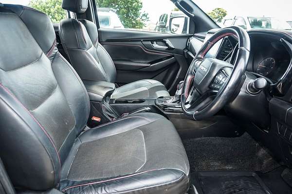 2022 Isuzu D-MAX X-TERRAIN 4X4