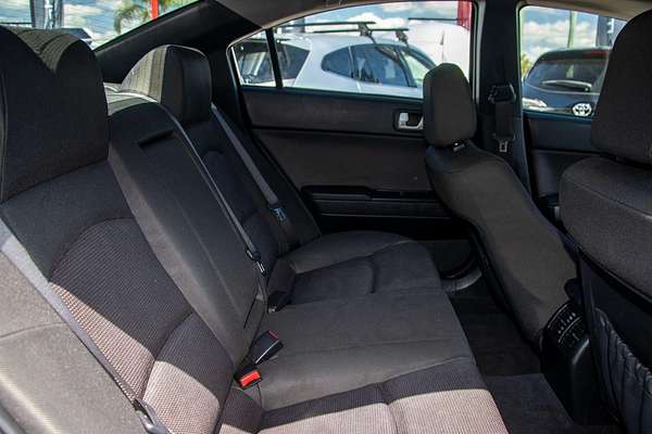 2007 Mitsubishi 380 VR-X DB Series 2