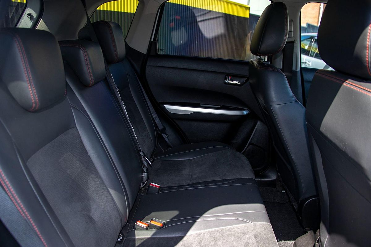 2017 Suzuki Vitara S Turbo LY