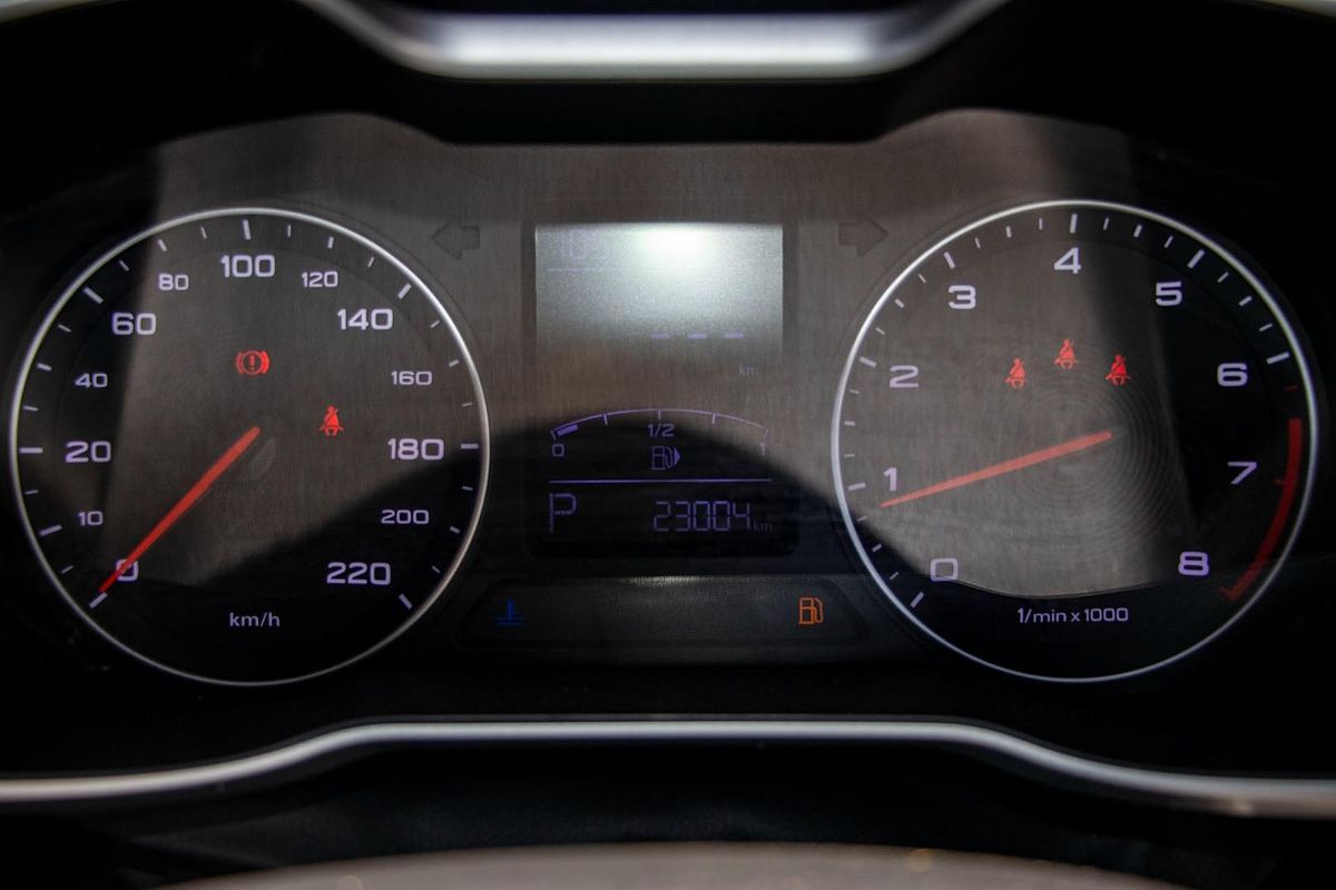 2022 MG ZS Excite AZS1