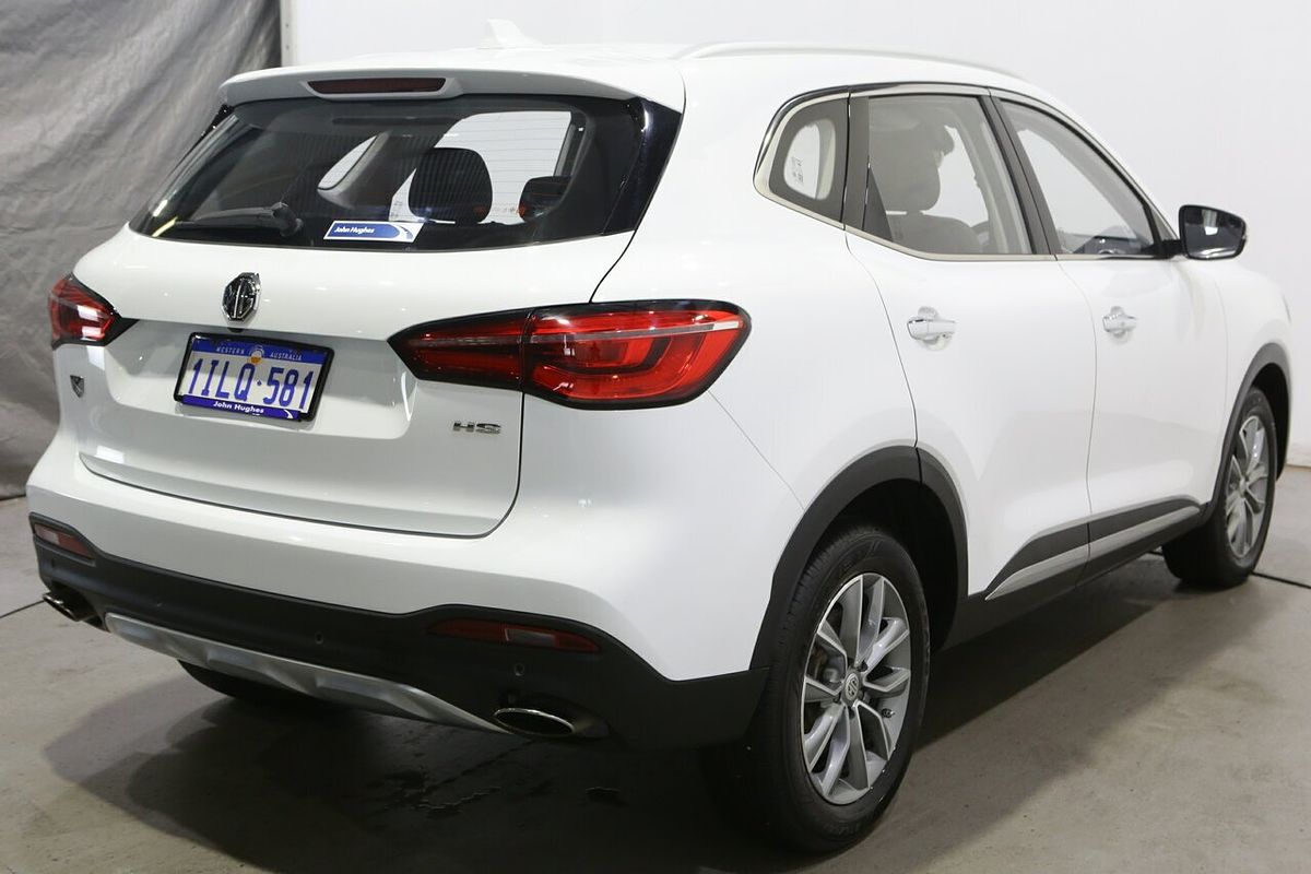 2024 MG HS Vibe SAS23