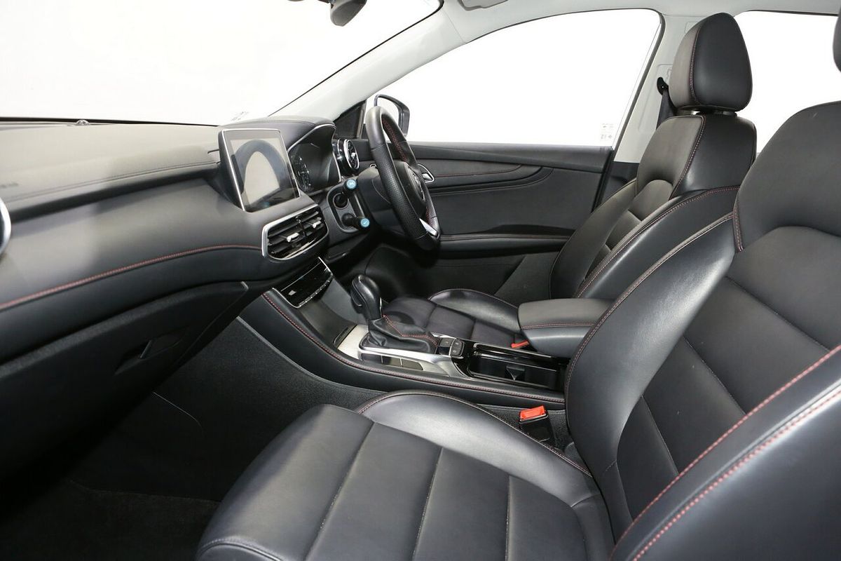 2024 MG HS Vibe SAS23