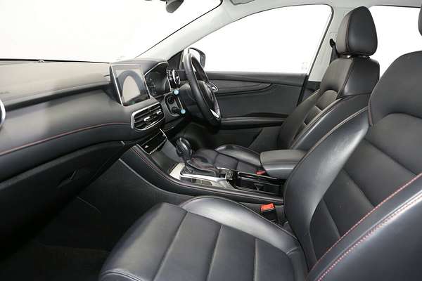 2024 MG HS Vibe SAS23