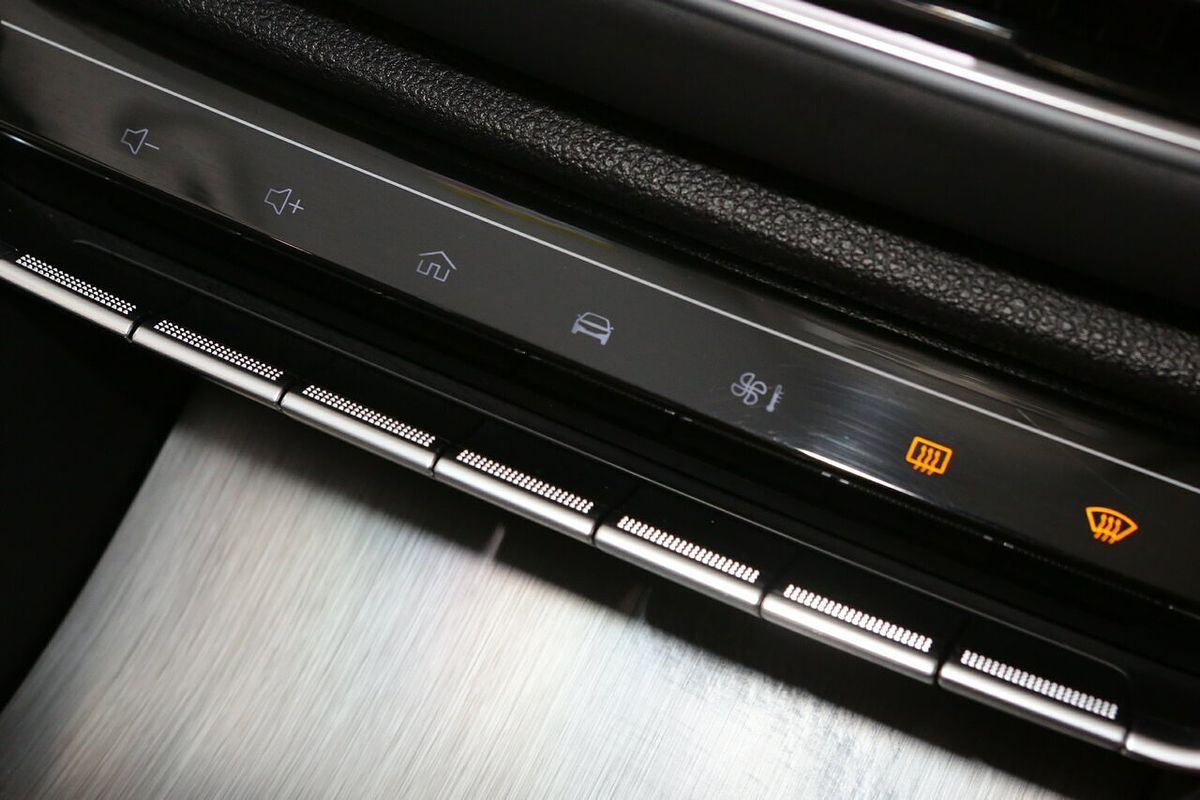 2024 MG HS Vibe SAS23