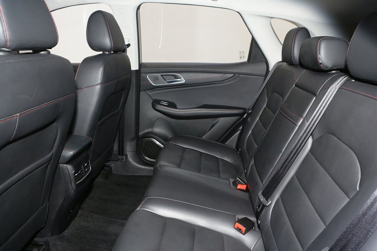 2023 MG HS Excite SAS23