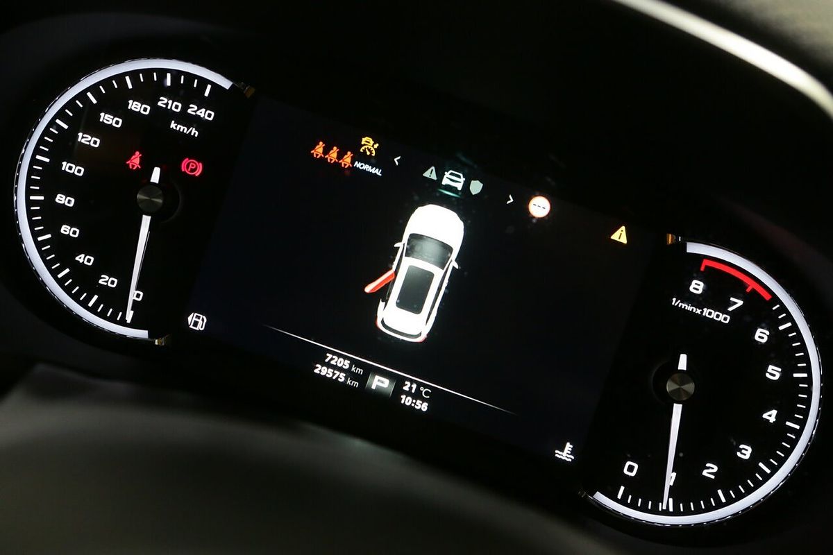 2023 MG HS Excite SAS23