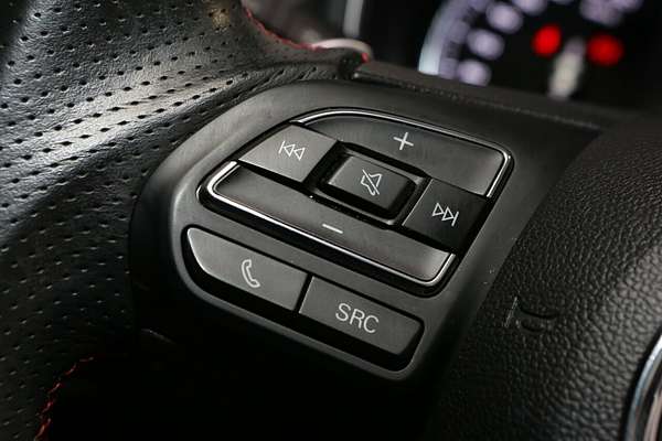 2023 MG HS Excite SAS23