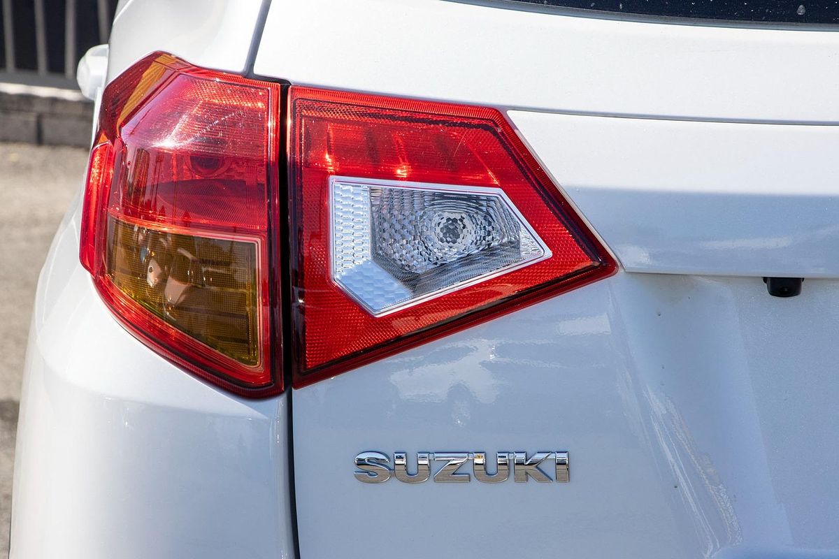 2017 Suzuki Vitara S Turbo LY