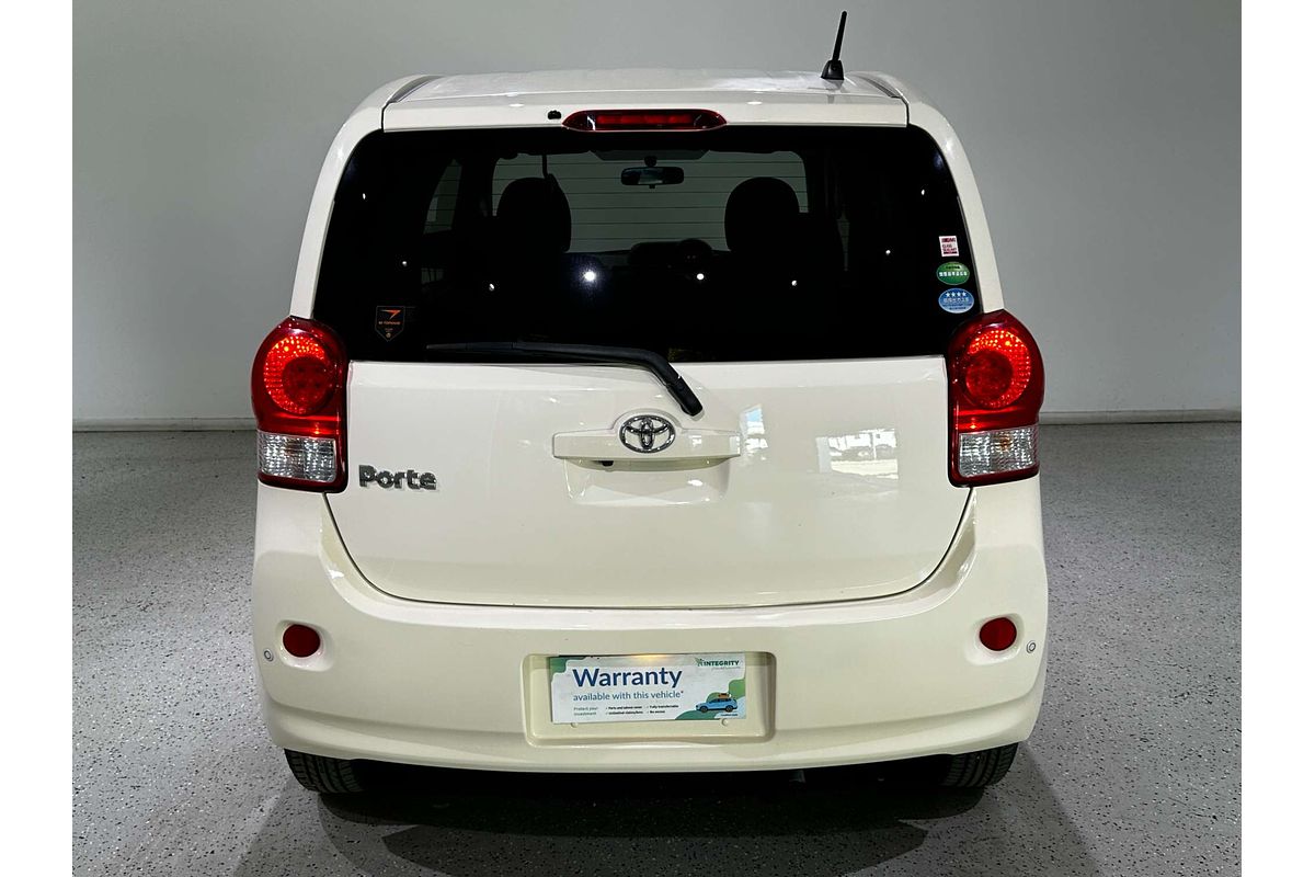 2014 Toyota porte (No Badge) NCP141