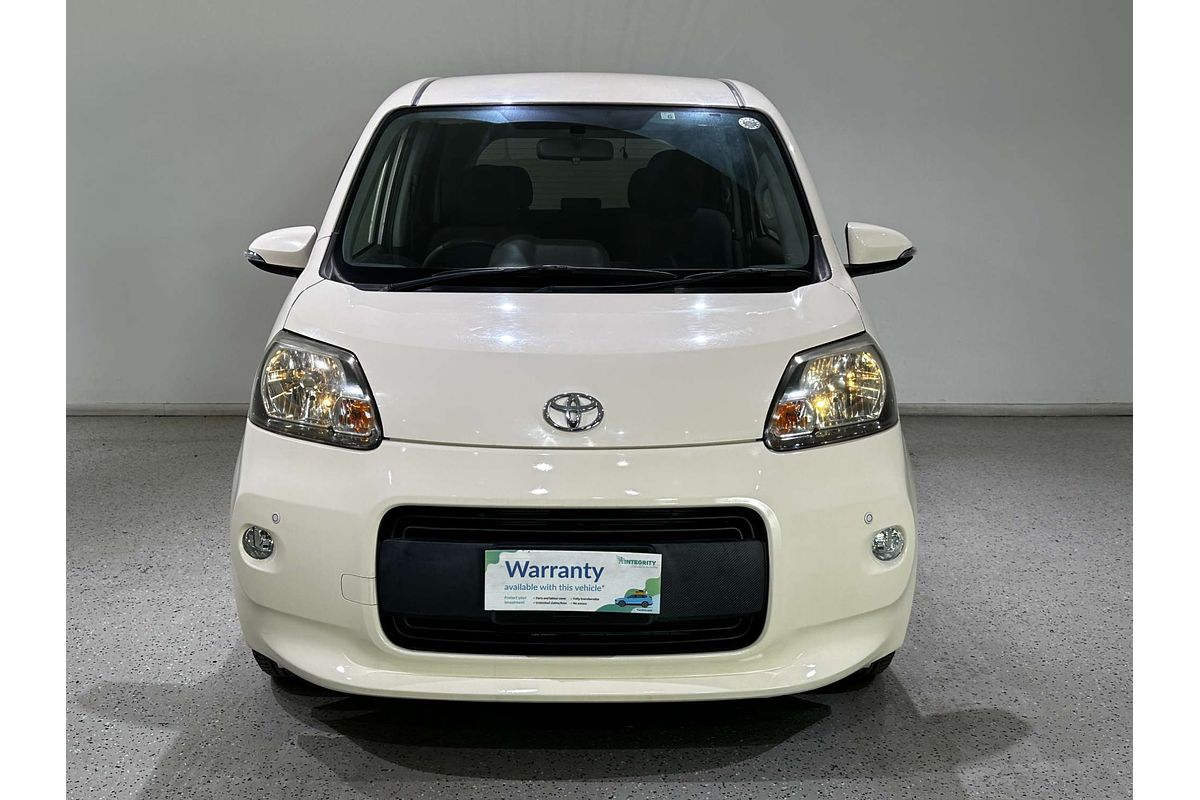 2014 Toyota porte (No Badge) NCP141